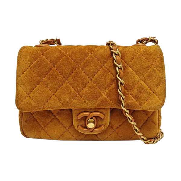 CLASSIC FLAP Mini Quilted Calfskin Beige