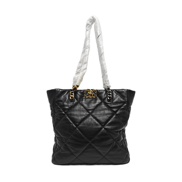 CHANEL 19 Large Quilted Lambskin Black