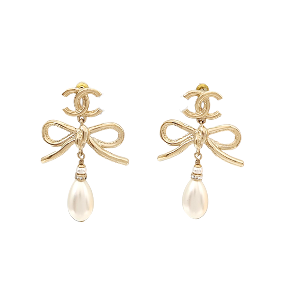 CC Logo Metal Gold Stud Earrings