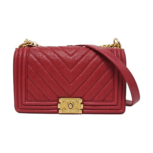 BOY CHANEL Medium Chevron Calfskin Red