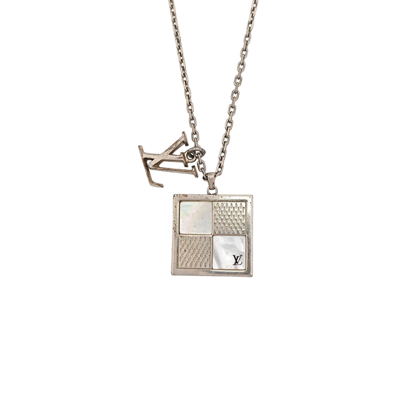 DANDY LV PLATE Metal Silver Necklace