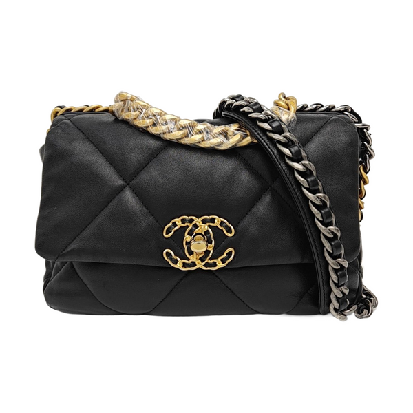CHANEL 19 Small Quilted Lambskin Black