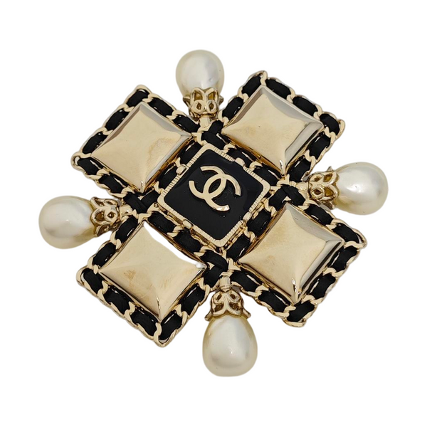 Metal Gold Brooch