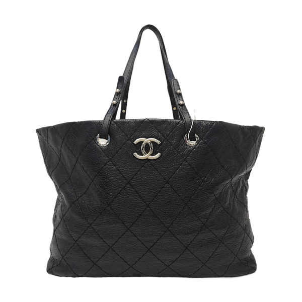 ON THE ROAD Small Quilted Grained Calfskin Black