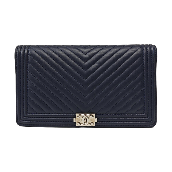 BOY CHANEL Mini Chevron Lambskin Blue