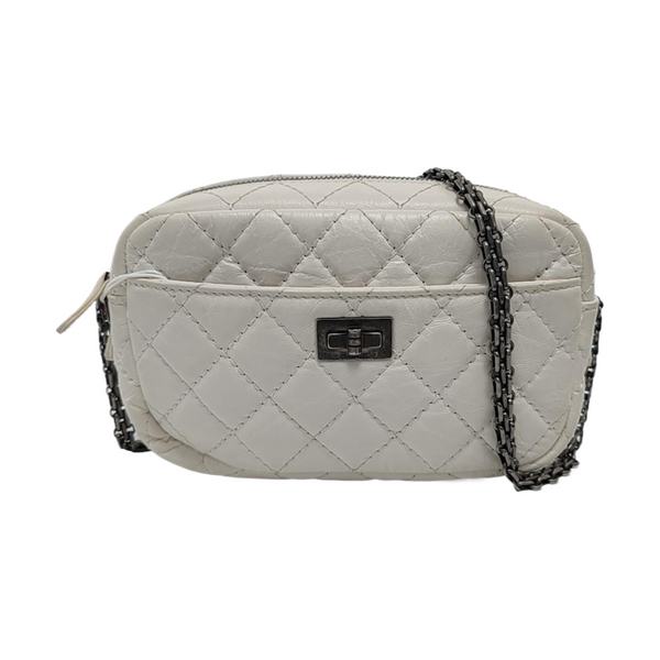 Authenticated pre-owned 2.55 Quilted Calfskin White - Crossbody Bag at Looply
