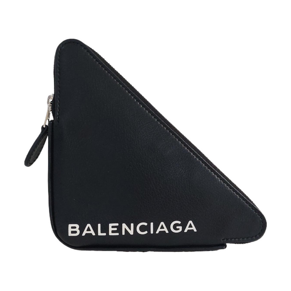 Authenticated pre-owned Triangle Calfskin Black - Clutch at Looply