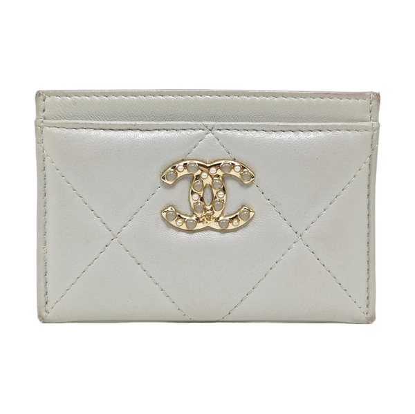 CHANEL 19 Small Quilted Lambskin Gray Wallet