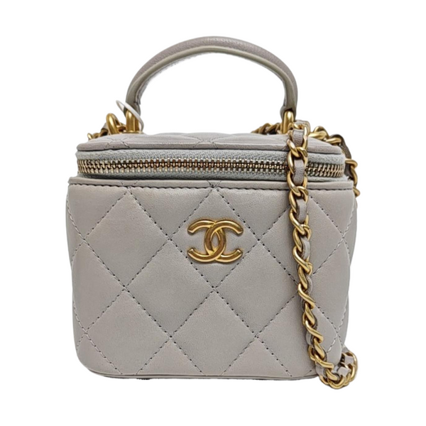 VANITY CASE Mini Quilted Lambskin Gray