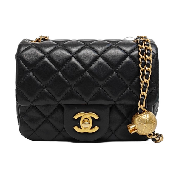 CLASSIC FLAP Mini Quilted Lambskin Black