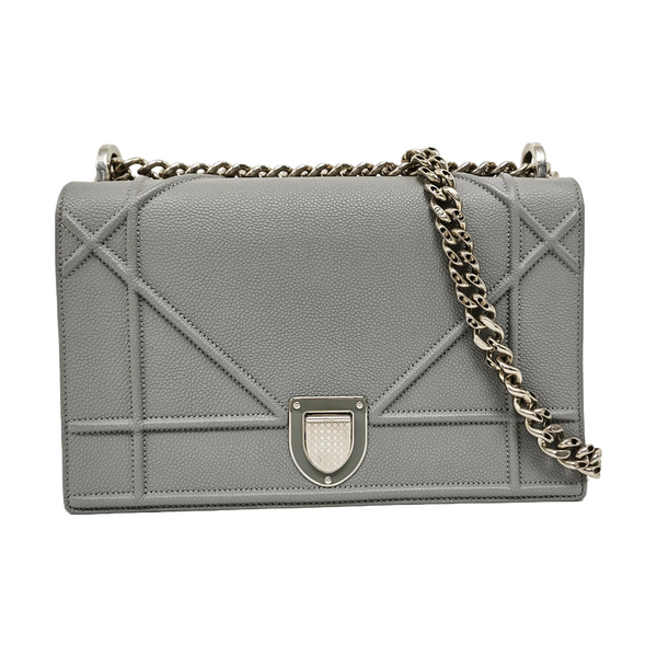 Diorama Medium Cannage Calfskin Gray