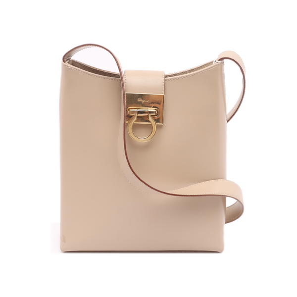 Authenticated pre-owned Gancini Leather Pink - Shoulder Bag at Looply