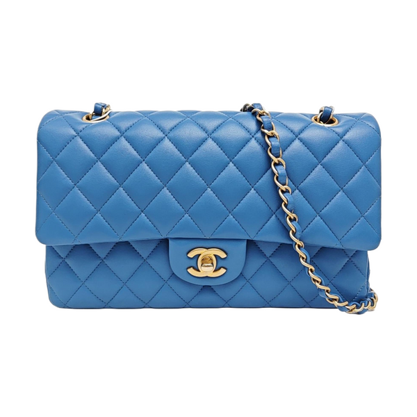 CLASSIC FLAP Medium Quilted Lambskin Blue