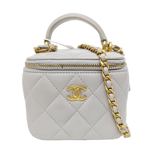 VANITY CASE Mini Quilted Lambskin Gray