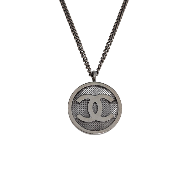 Metal Gray Necklace