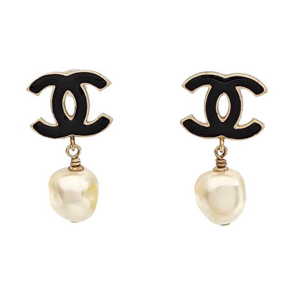 Metal Gold Stud Earrings