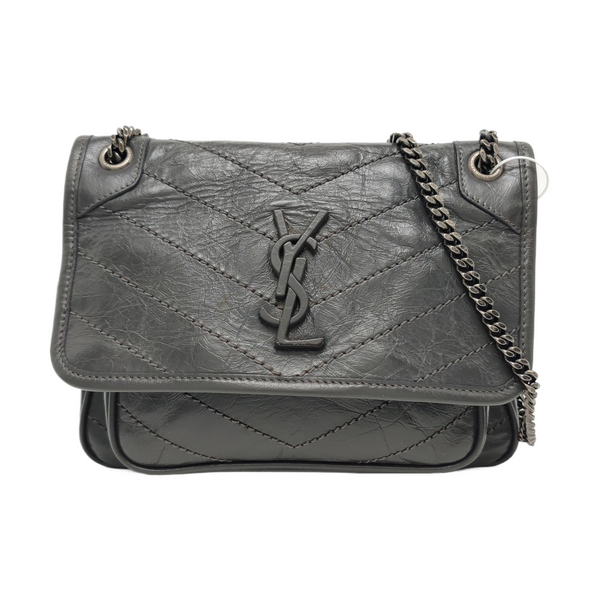 NIKI Small Chevron Calfskin Gray