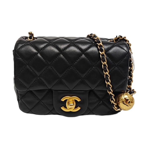 CLASSIC FLAP Mini Quilted Lambskin Black