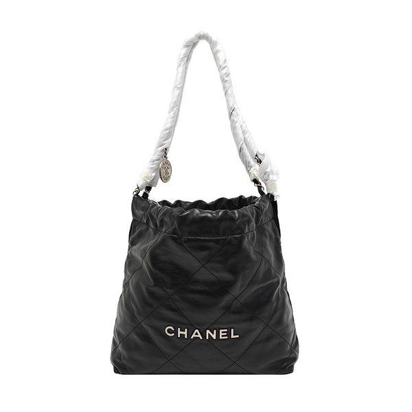 CHANEL 22 Small Quilted Calfskin Black