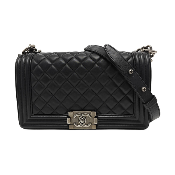 BOY CHANEL Medium Quilted Calfskin Black