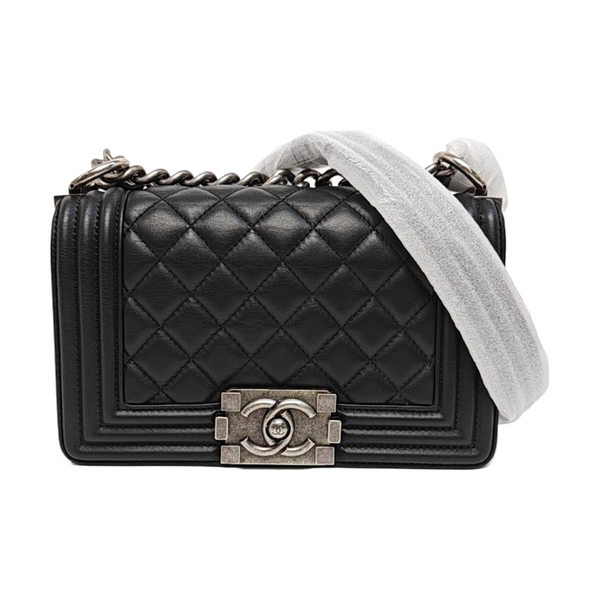 BOY CHANEL Small Quilted Calfskin Black