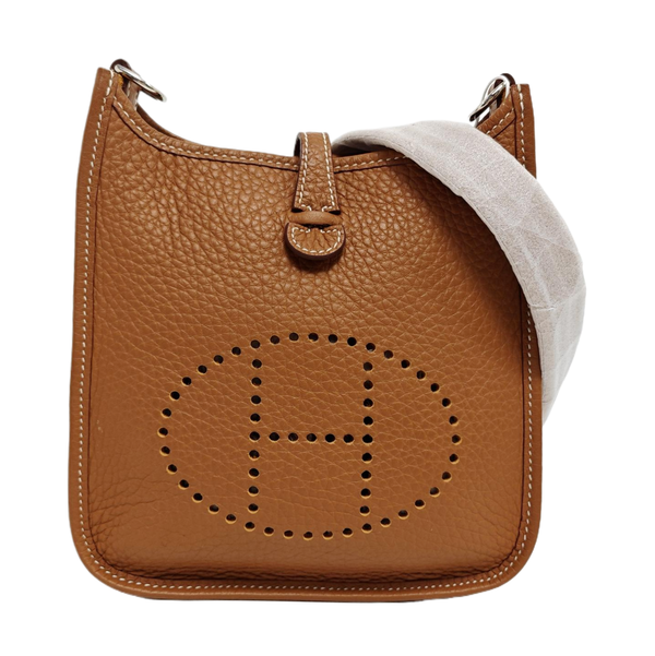 Evelyne TPM Clemence Brown