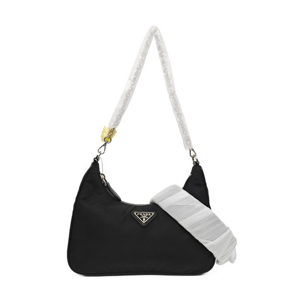 Re-Edition2005 Nylon Black