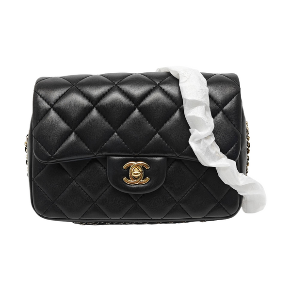 Authenticated pre-owned CLASSIC FLAP Quilted Lambskin Black - Shoulder Bag at Looply