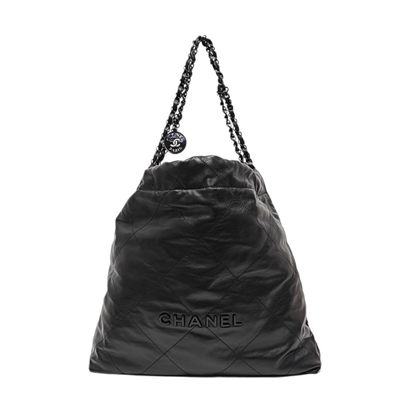 CHANEL 22 Medium Quilted Calfskin Black
