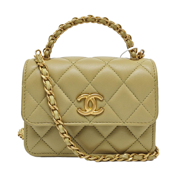 Authenticated pre-owned CLASSIC FLAP Quilted Lambskin Green - Shoulder Bag at Looply