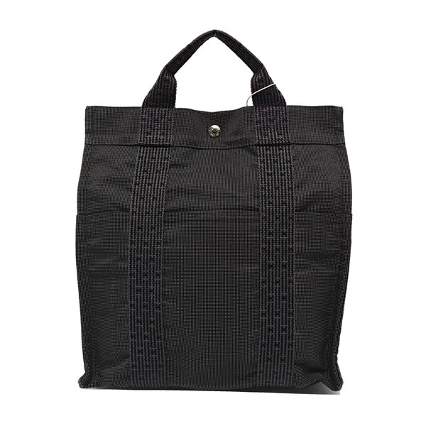 Her Line 31 Canvas Gray