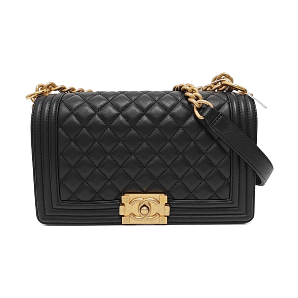 BOY CHANEL Medium Quilted Calfskin Black
