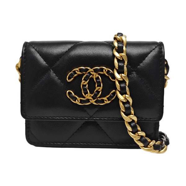 CHANEL 19 Small Quilted Lambskin Black