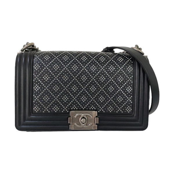 Authenticated pre-owned BOY CHANEL Medium Lambskin Black - Shoulder Bag at Looply
