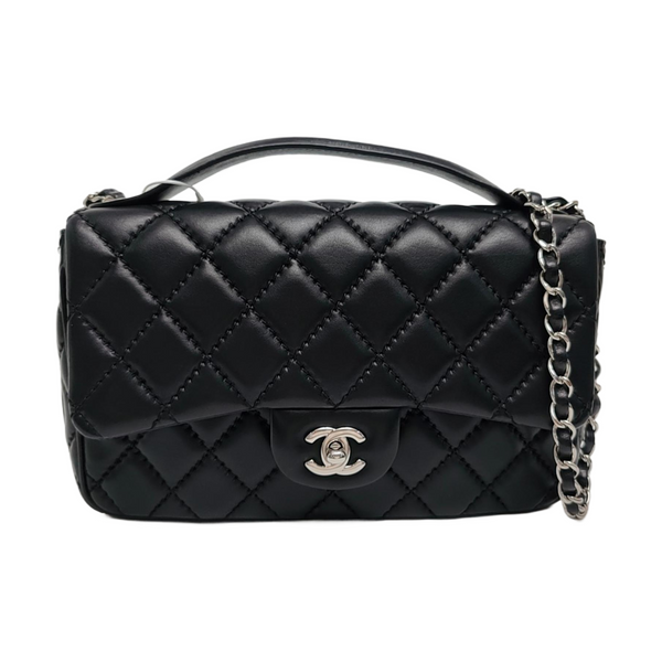 Authenticated pre-owned CLASSIC FLAP Quilted Lambskin Black - Crossbody Bag at Looply