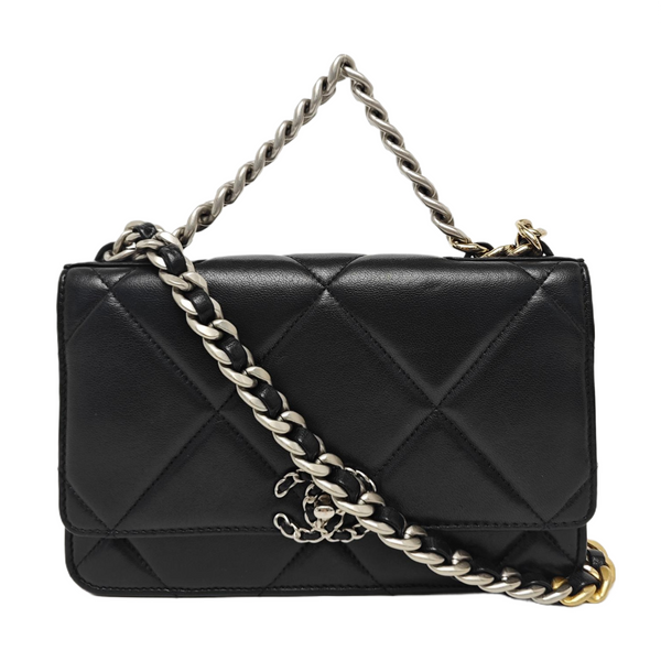 CHANEL 19 Small Quilted Lambskin Black