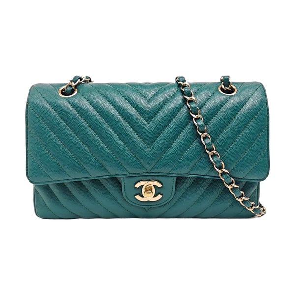 CLASSIC FLAP Medium Chevron Grained Calfskin Green