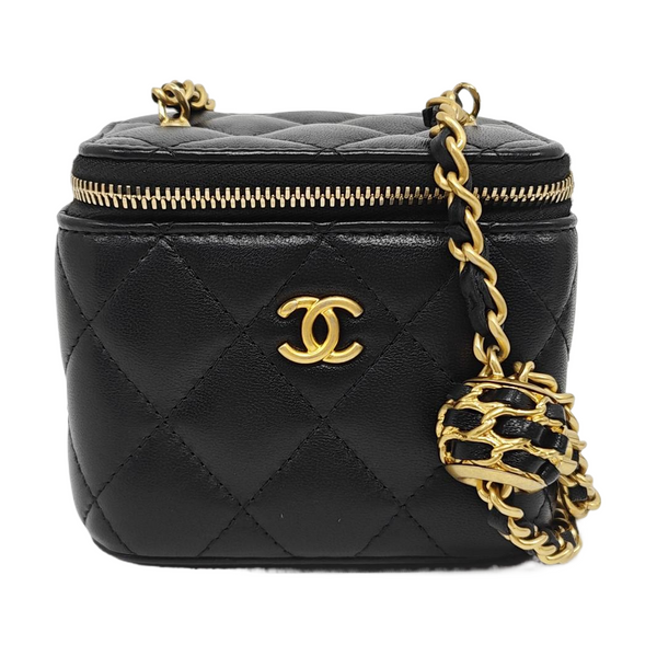 VANITY CASE Mini Quilted Lambskin Black