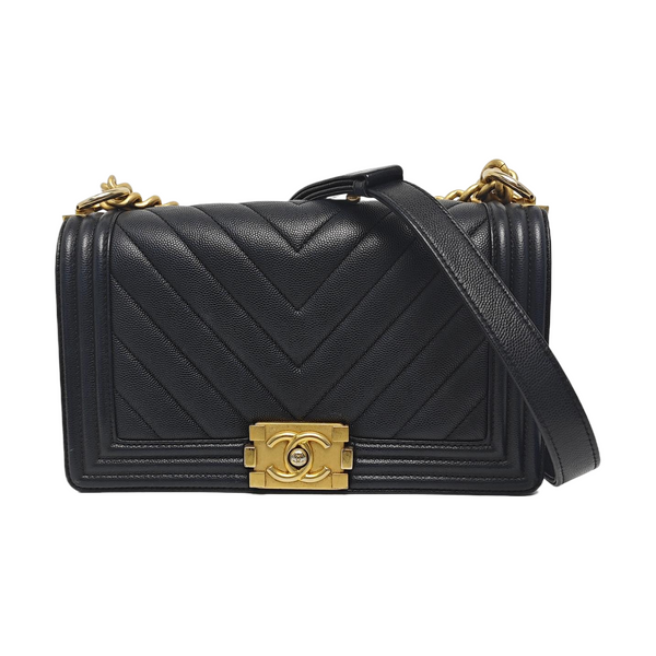 BOY CHANEL Medium Chevron Grained Calfskin Black