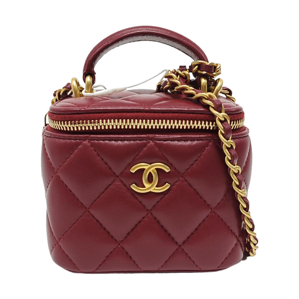 VANITY CASE Mini Quilted Lambskin Red