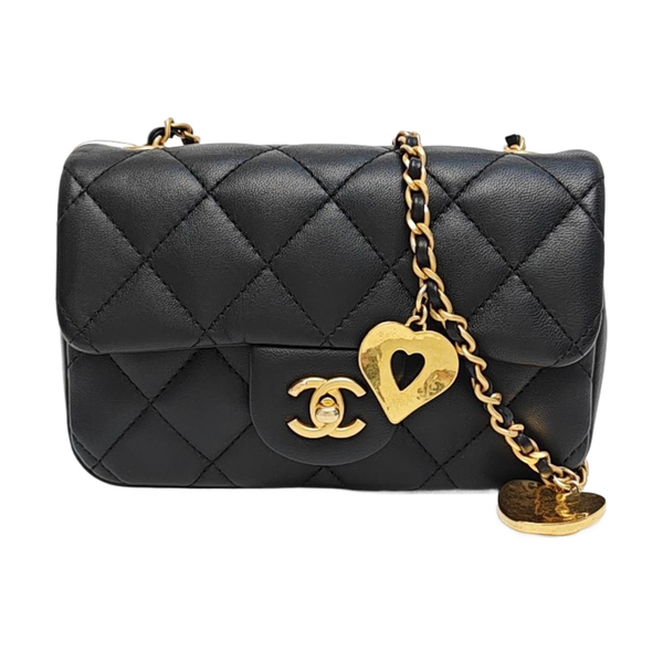 CLASSIC FLAP Small Quilted Lambskin Black