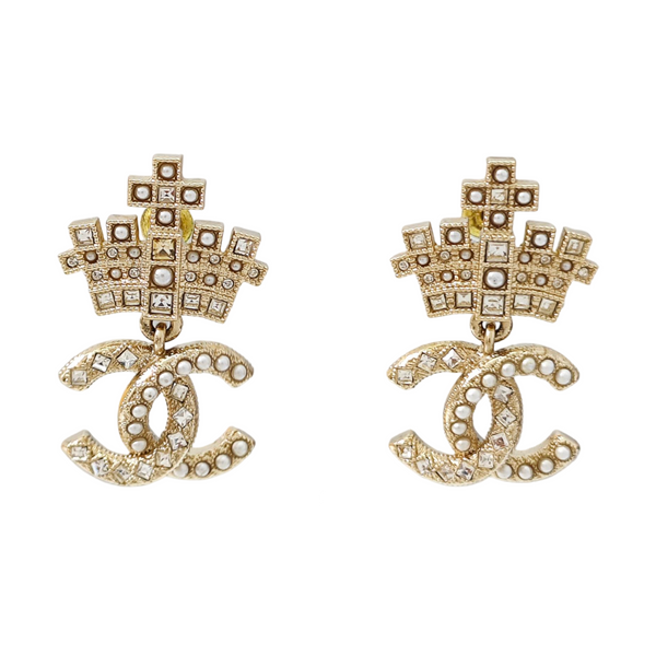 Metal Gold Stud Earrings