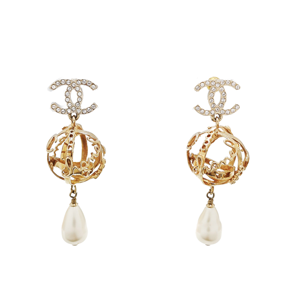 Metal Gold Stud Earrings