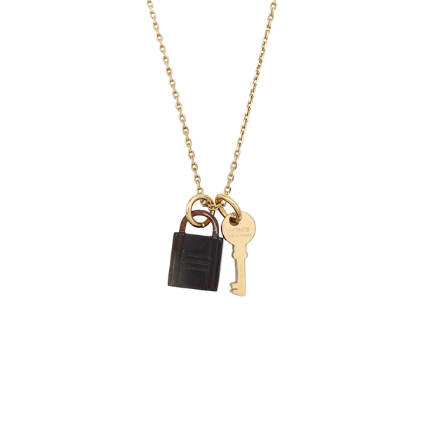 Amulette Metal Gold Necklace
