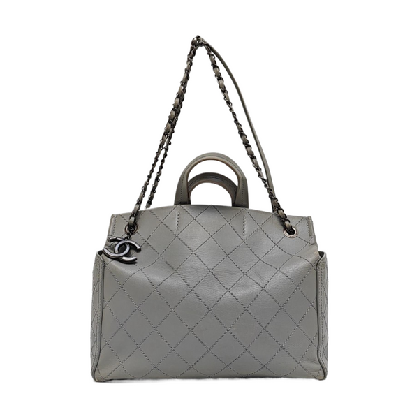 CC POCKET Quilted Calfskin Gray