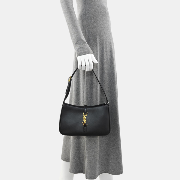 LE 5 À 7 Small Calfskin Black