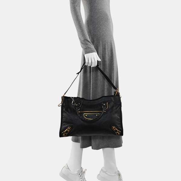 Classic Metallic Edge City Medium Lambskin Black