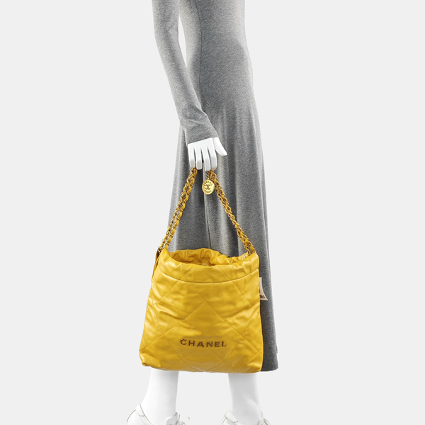 CHANEL 22 Small Quilted Calfskin Yellow