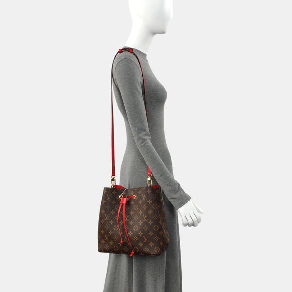 NÉONOÉ MM Monogram Coated Canvas Brown