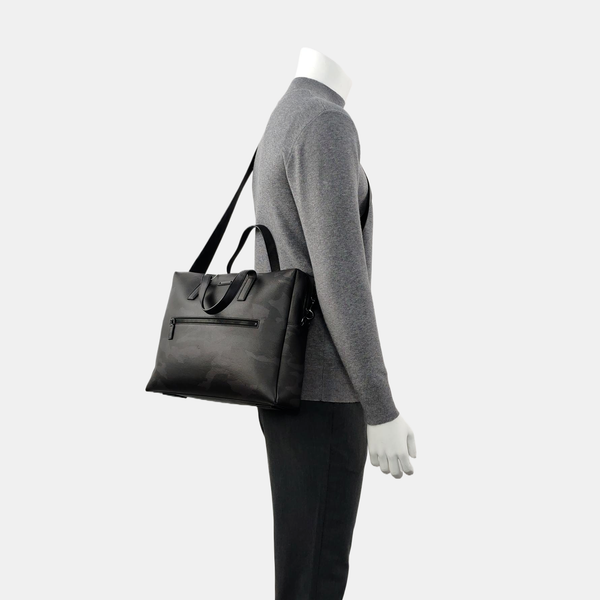 Calfskin Shoulder Bag Black